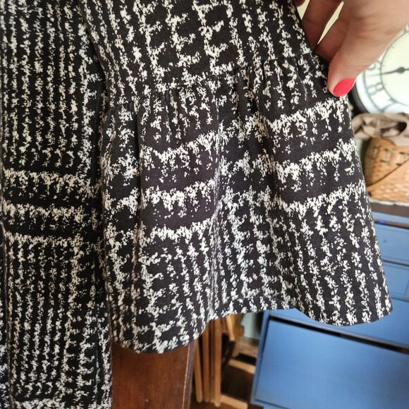 Talbots Women’s Size 8 Black White  Dress Geometric Pattern Ponte Sheath Stretch - Picture 5 of 5